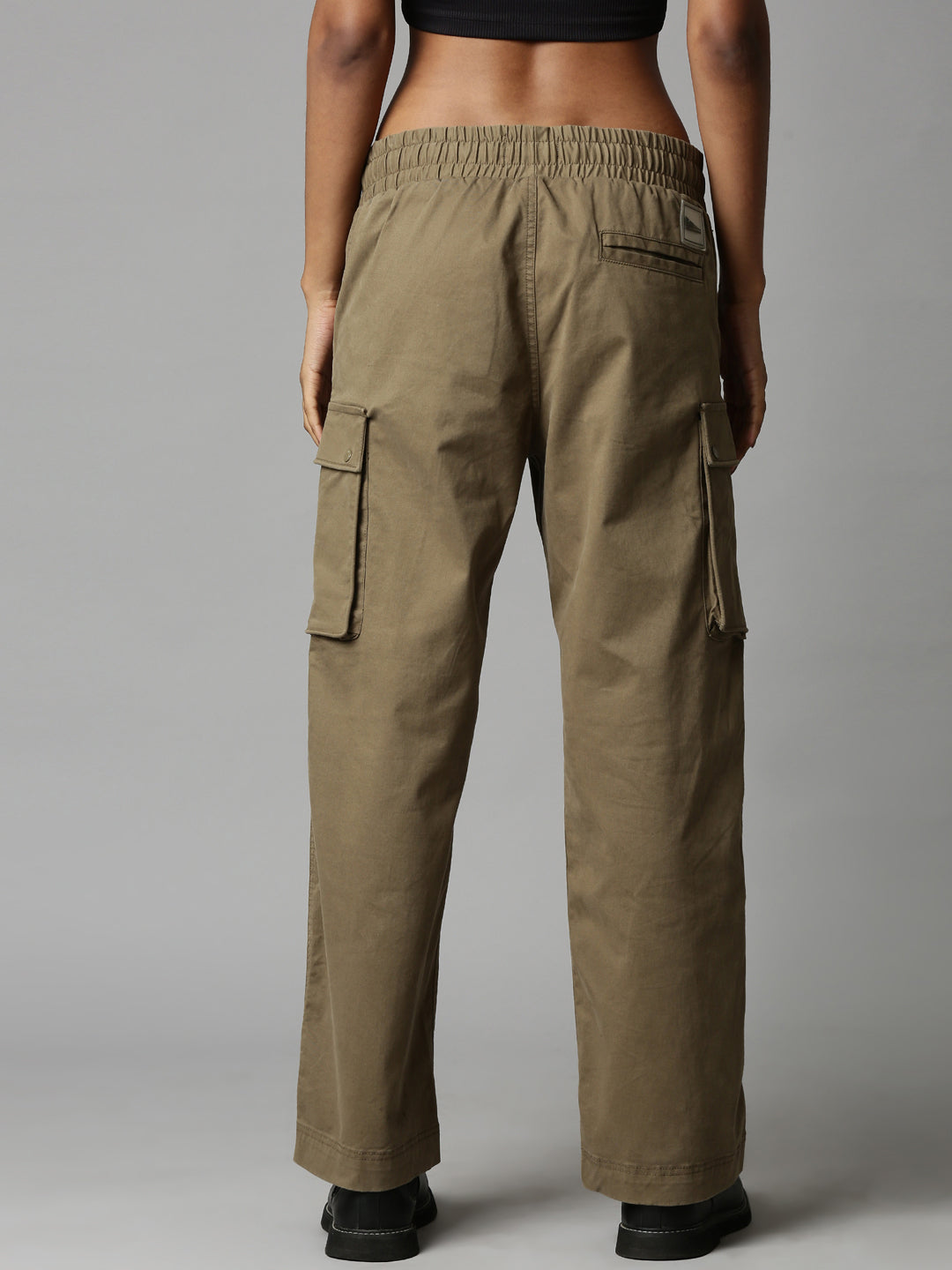 Buy Olive Trousers & Pants for Men by BREAKBOUNCE Online | Ajio.com